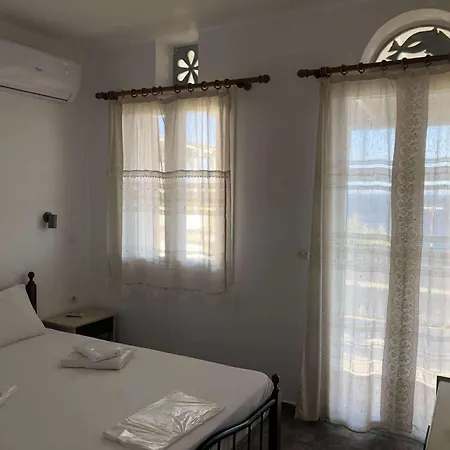 Aegean Sunset 아파트 키오니아